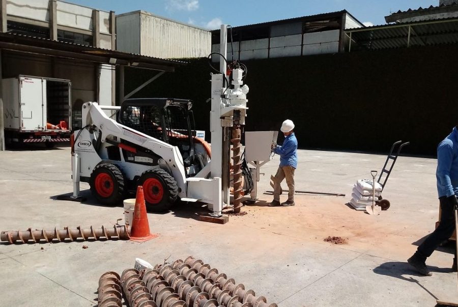 Aplicação de remediação in situ em área industrial